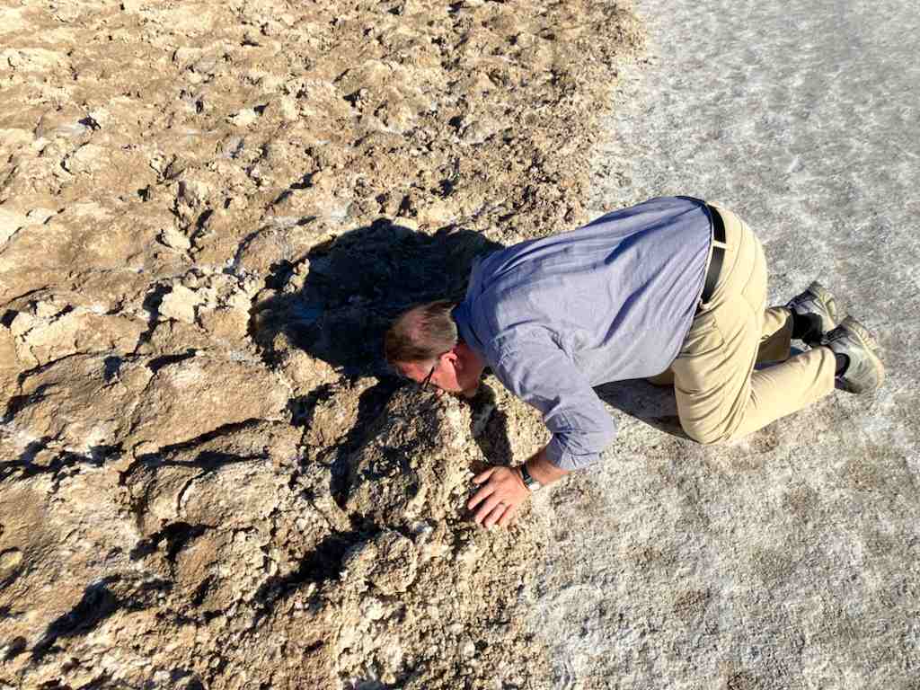 2022-11-14 Death Valley salt kiss.jpg